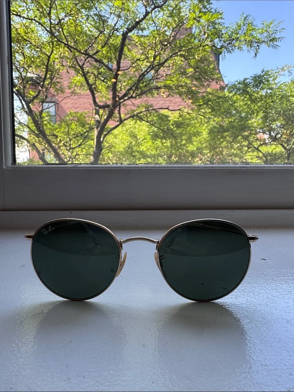 Ray-Ban Round Metal Sunglasses - Gold Frame with Dark Green Lenses